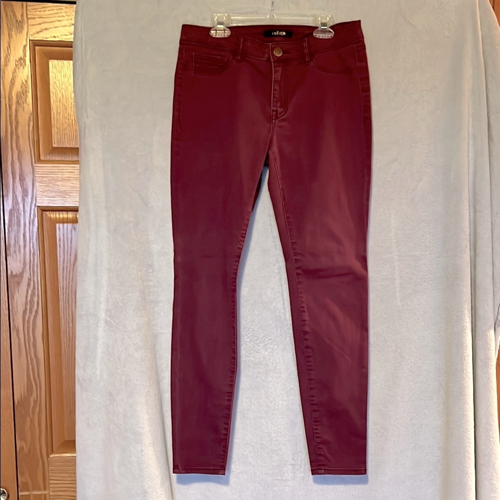 Refuge Burgundy Jeggings High-Waisted Skinny Fit